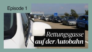 Mehr über den Artikel erfahren Rettungsgasse bilden: Diese Regeln und Bußgelder gelten 2026